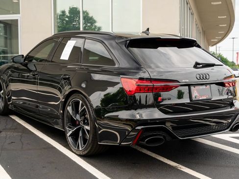 Used 2022 Audi RS 6 AWD/4WD image 19