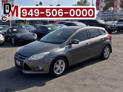 Used 2012 Ford Focus SEL FWD image 1