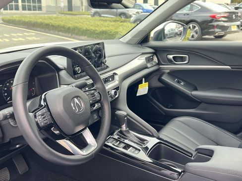 Certified 2025 Acura Integra image 10