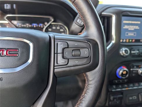 Used 2021 GMC Sierra 2500 AT4 w/ AT4 Premium Plus Package AWD/4WD image 27