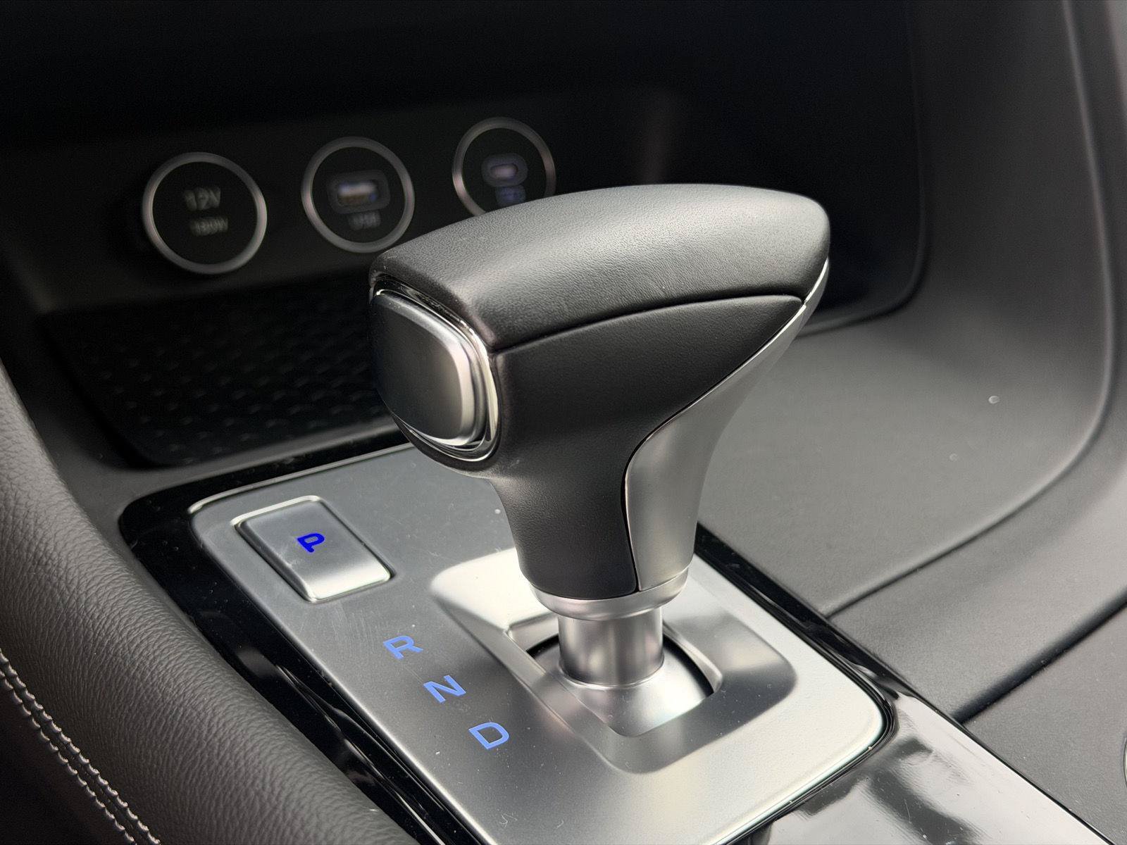 Used 2026 Genesis G70 2.5T RWD image 21