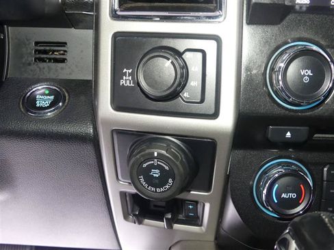 Used 2016 Ford F150 Lariat AWD/4WD image 32
