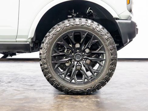 Used 2024 Ford Bronco Big Bend AWD/4WD image 24