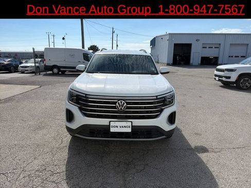 Used 2025 Volkswagen Atlas SE FWD image 8