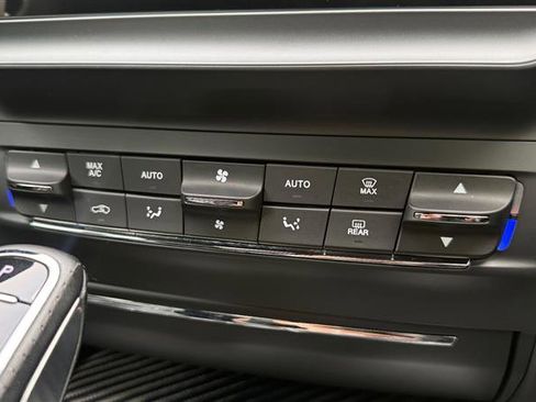 Used 2022 Maserati Ghibli Modena Q4 image 38