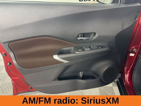 Used 2024 Nissan Kicks SR image 9