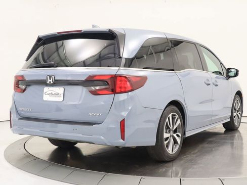 Used 2025 Honda Odyssey Sport-L image 5