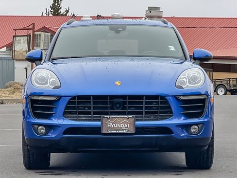 Used 2018 Porsche Macan image 10