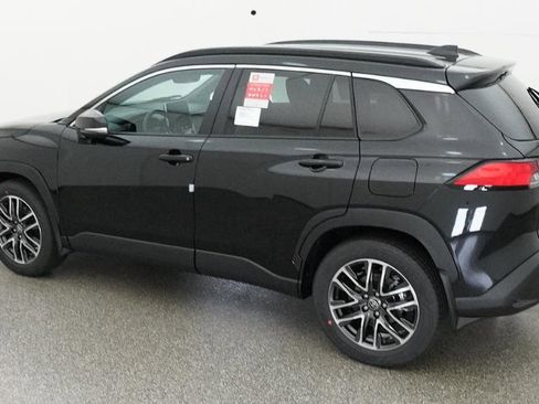 New 2026 Toyota Corolla Cross XLE FWD image 19