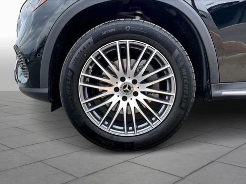 New 2026 Mercedes-Benz GLC 300 GLC 300 image 21