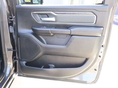 Used 2022 RAM 1500 Big Horn AWD/4WD image 30