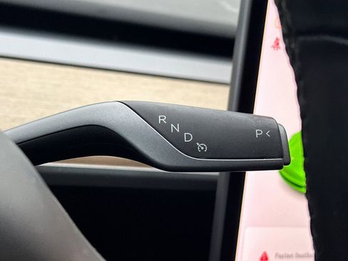 Used 2018 Tesla Model 3 Mid Range image 22