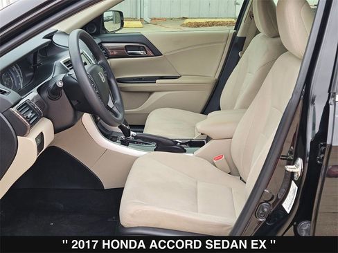 Used 2017 Honda Accord EX image 11