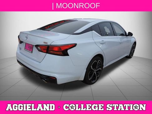 Certified 2025 Nissan Altima 2.5 SR w/ SR Premium Package FWD image 4