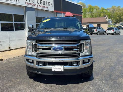 Used 2017 Ford F350 XLT w/ XLT Premium Package AWD/4WD image 3