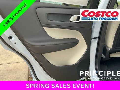 New 2026 Volvo XC40 B5 Plus w/ Protection Package Premier AWD/4WD image 31