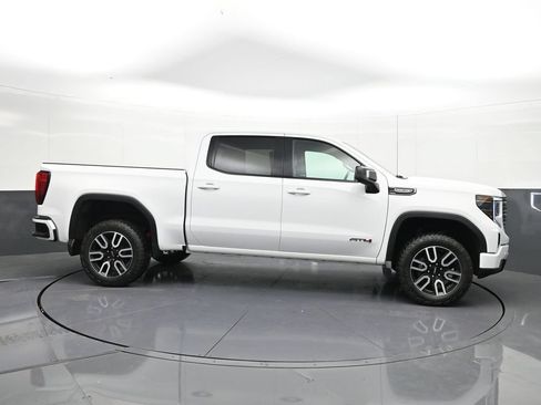 Used 2023 GMC Sierra 1500 AT4 AWD/4WD image 6