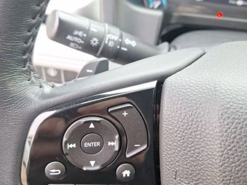 Used 2022 Honda Odyssey Touring image 9