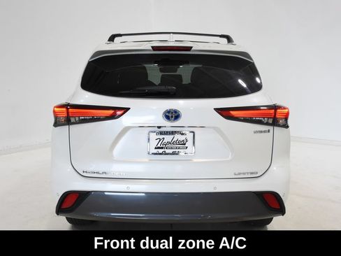 Used 2020 Toyota Highlander Limited AWD/4WD image 7