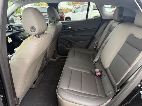 New 2026 Chevrolet Trax ACTIV FWD image 31