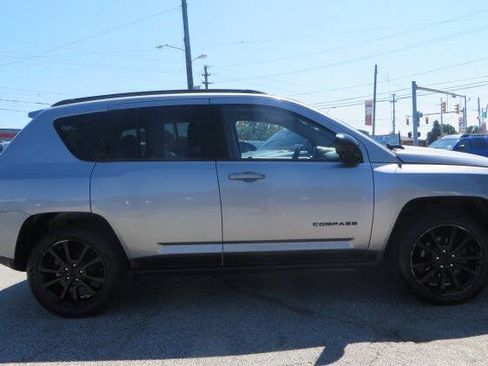 Used 2015 Jeep Compass Sport w/ Power Value Group FWD image 7