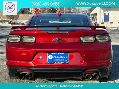 Used 2022 Chevrolet Camaro SS w/ Design Package 2