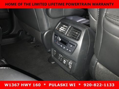 Used 2021 Honda Pilot Touring image 10