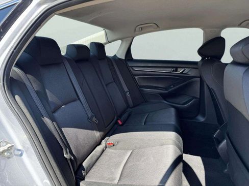Used 2019 Honda Accord LX image 43