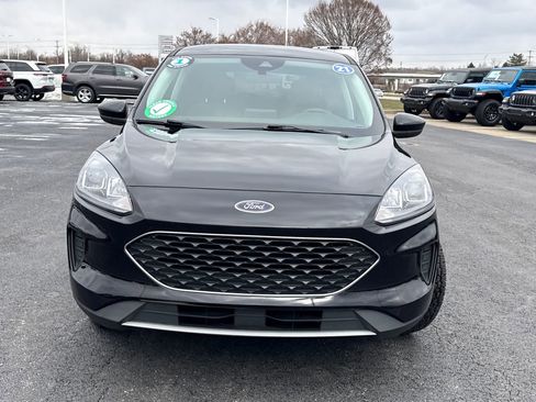 Used 2021 Ford Escape SE image 8