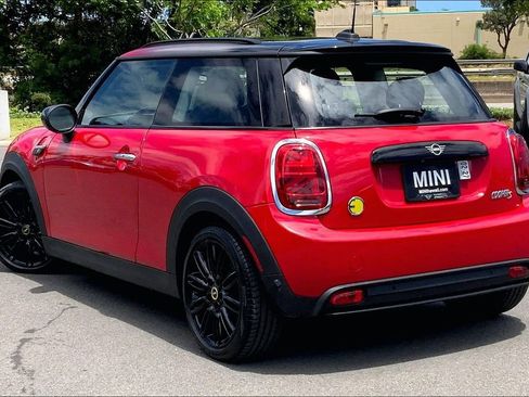 Certified 2024 MINI Cooper SE FWD image 10