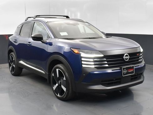 New 2026 Nissan Kicks SR w/ Cold Weather Package image 1