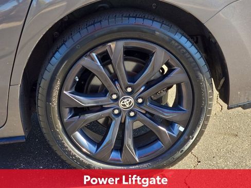 Certified 2022 Toyota Sienna XSE image 39