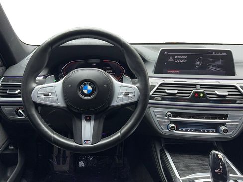 Used 2021 BMW 740i 740i M SPORT,NAV,CAM,PANO,CLMT w/ M Sport Package image 17