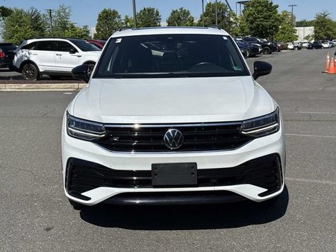Used 2023 Volkswagen Tiguan SE R-Line FWD image 6