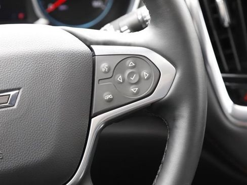 Used 2023 Chevrolet Traverse RS AWD/4WD image 23