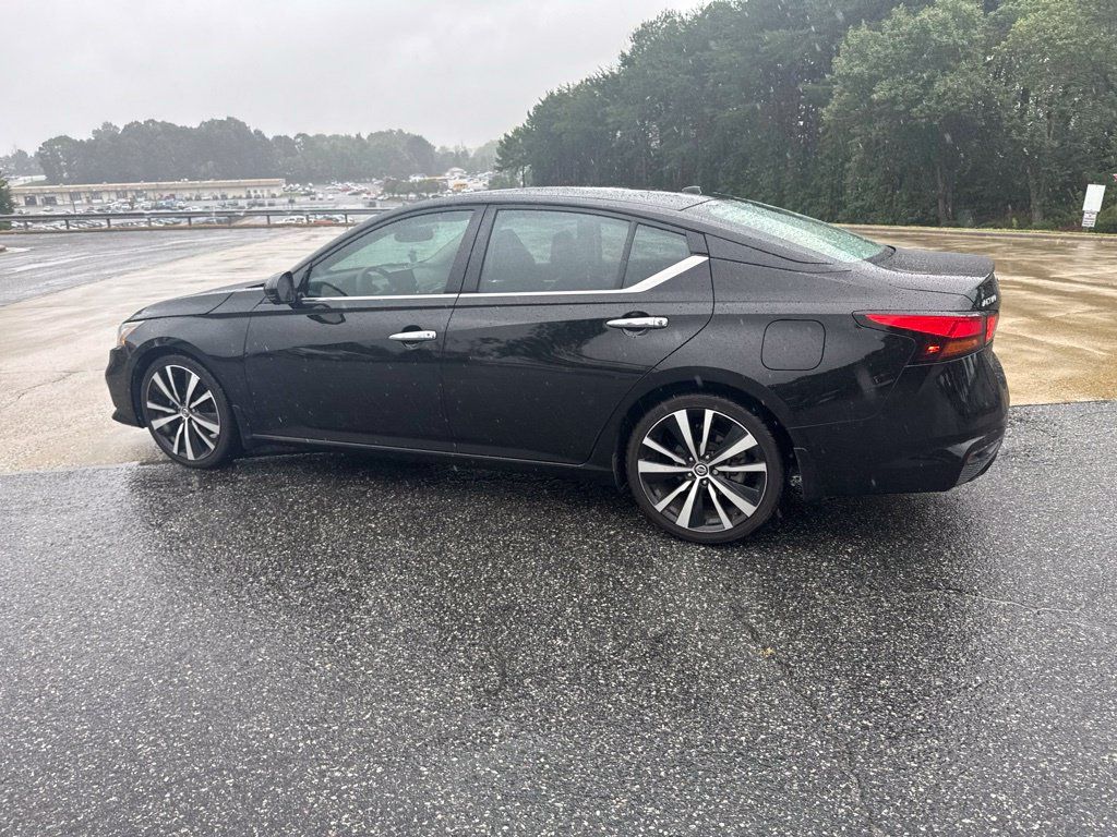 Used 2019 Nissan Altima 2.5 Platinum FWD image 14