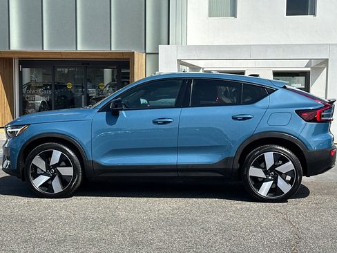 Certified 2023 Volvo C40 P8 Recharge Ultimate AWD/4WD image 7