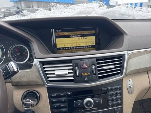 Used 2011 Mercedes-Benz E 350 4MATIC Wagon image 13