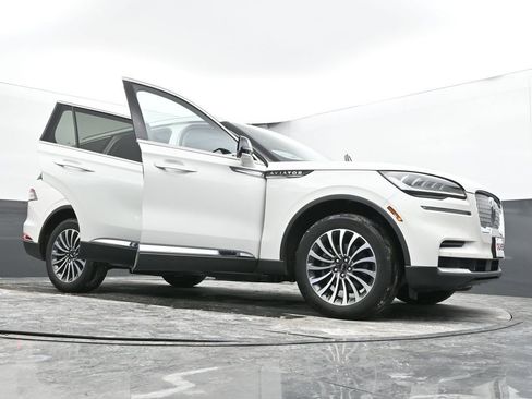 Used 2023 Lincoln Aviator AWD w/ Premium Package image 70