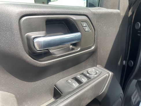Used 2024 Chevrolet Silverado 1500 Custom AWD/4WD image 10