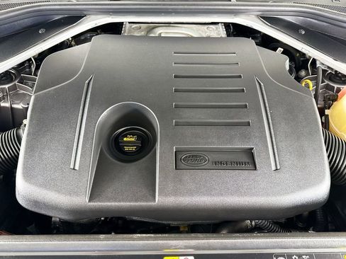 Used 2024 Land Rover Range Rover Sport SE AWD/4WD image 25