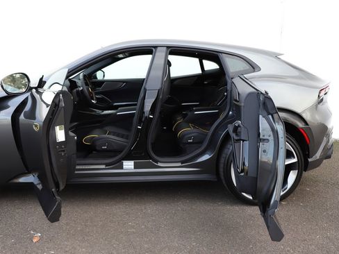 Certified 2025 Ferrari Purosangue image 50