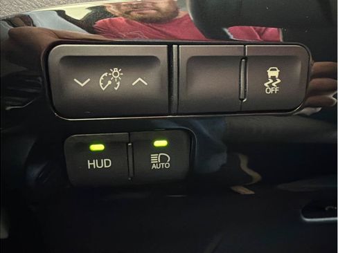 Used 2016 Toyota Prius Three FWD image 25