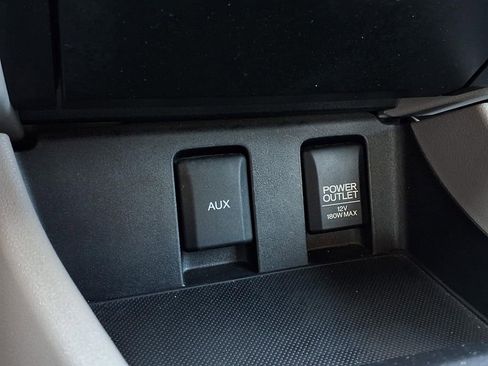 Used 2013 Honda Civic LX image 9