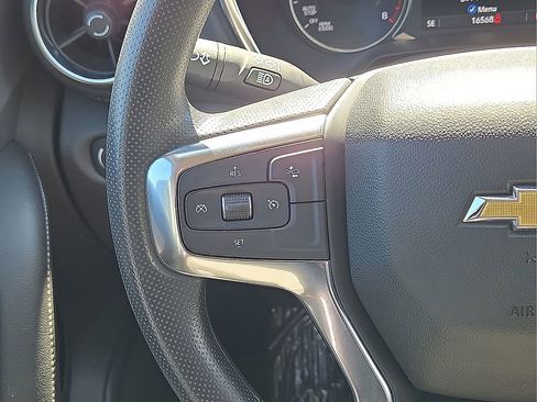 Used 2025 Chevrolet Blazer LT image 18