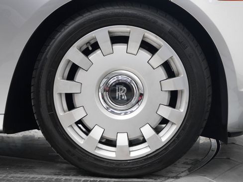 Used 2013 Rolls-Royce Ghost RWD image 40
