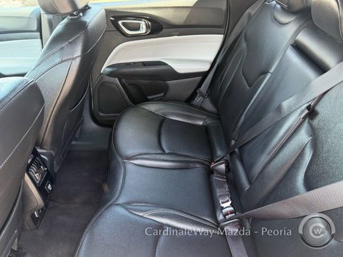 Used 2025 Jeep Compass Limited AWD/4WD image 15