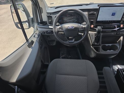 Used 2024 Ford Transit 350 XLT RWD image 18