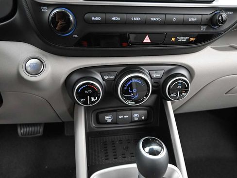 New 2026 Hyundai Venue SEL FWD image 20