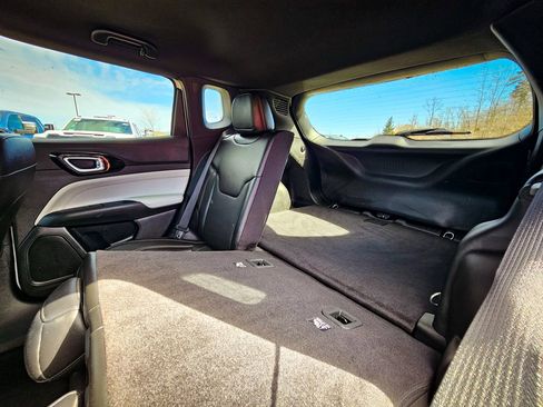 Certified 2023 Jeep Compass Limited image 34